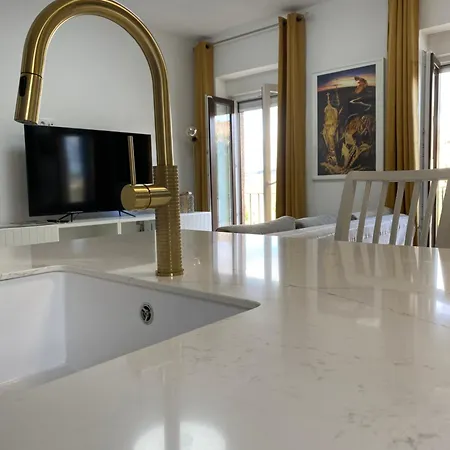 The Bridge House Of Toledo