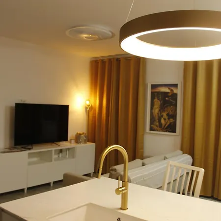 The Bridge House Of Toledo