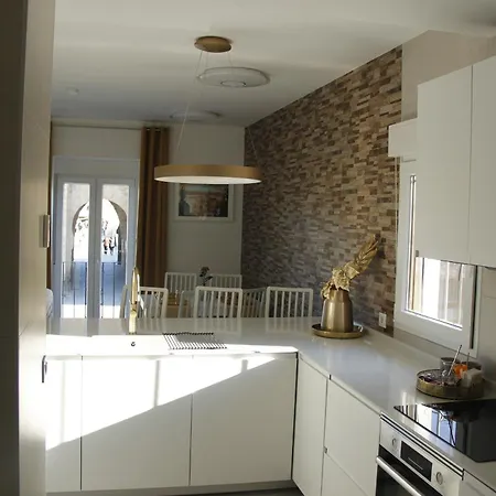 The Bridge House Of * Tolède