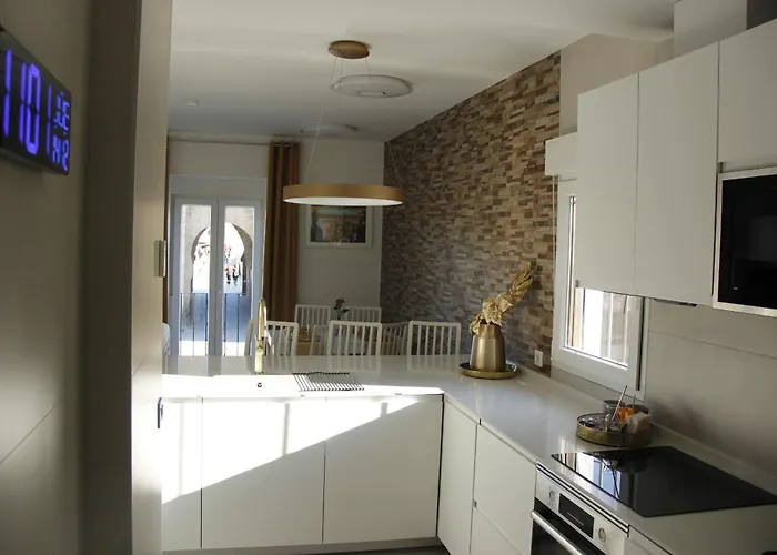 The Bridge House Of * Toledo